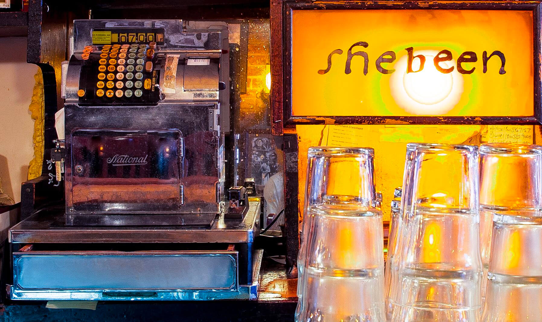 mollys interior picture